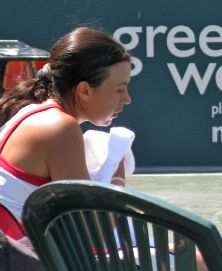 Marion Bartoli in doubt for Wimbledon after limping out of Eastbourne