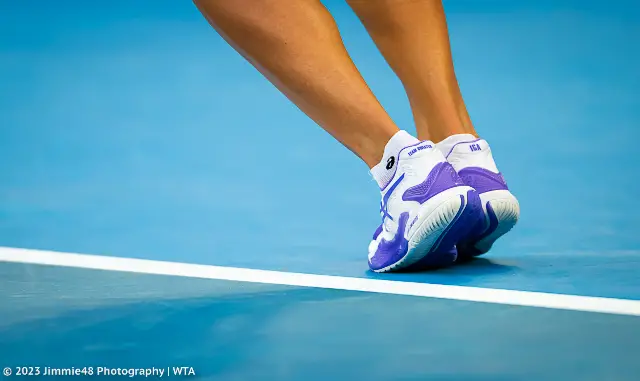 iga swiatek tennis shoes
