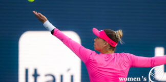 Vera Zvonareva had "no war" written on her Bidi Badu visor at the 2022 Miami Open