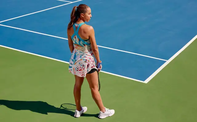 Madison Keys models new Nike tennis dress