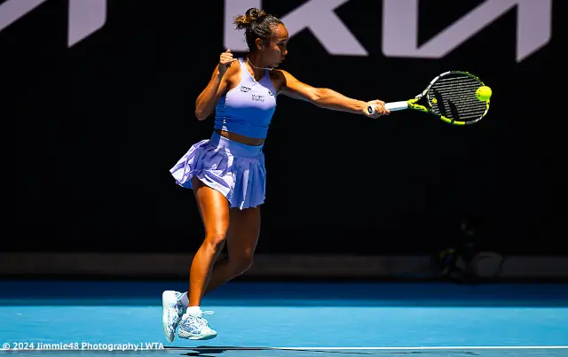 Leylah Fernandez in Lululemon at the 2024 Australian Open