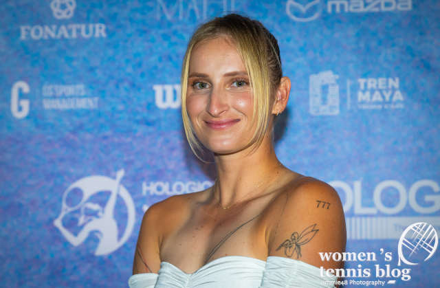 Wimbledon champion Vondrousova is getting a divorce