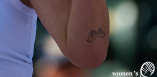 Pavlyuchenkova's Italian hand gesture tattoo