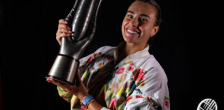 Aryna Sabalenka with Wuhan trophy