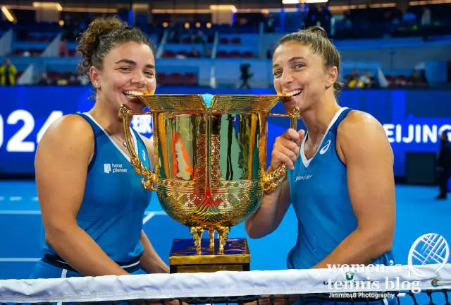 Sara Errani and Jasmine Paolini