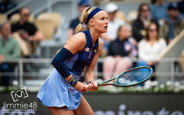 Rebecca Sramkova at Roland Garros 2025