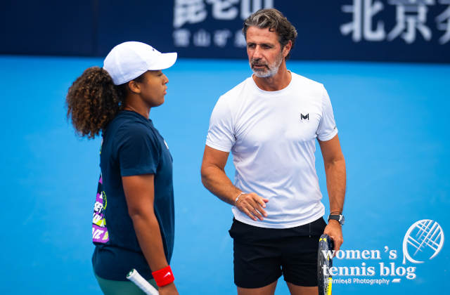 Osaka parts ways with coach Mouratoglou, starts trial with Wiktorowski