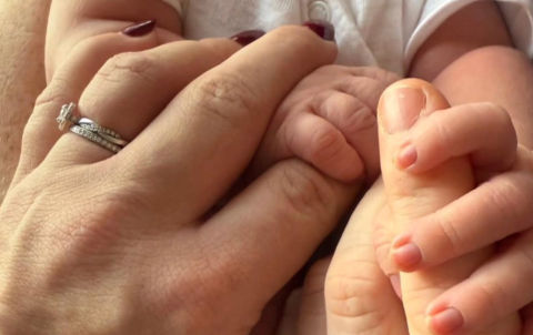 Alison Van Uytvanck and wife Emilie welcome baby girl Féline