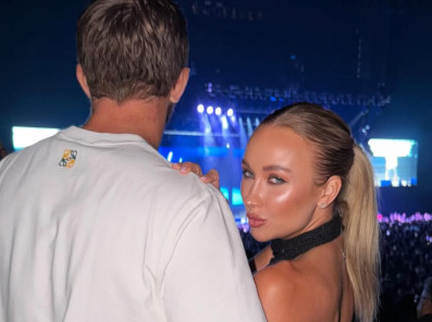 Anastasia Potapova with boyfriend at Dubai concert