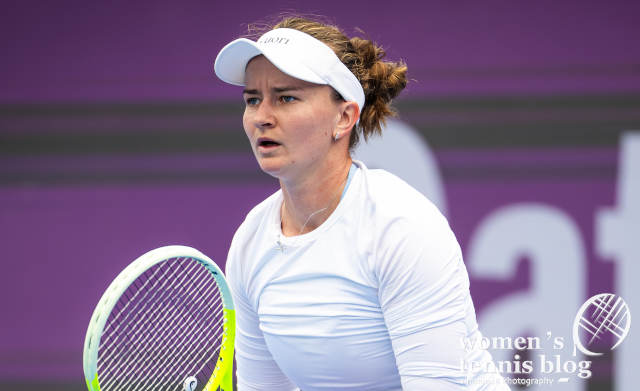 Barbora Krejcikova wearing Vuori