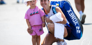 Belinda Bencic with daughter Bella